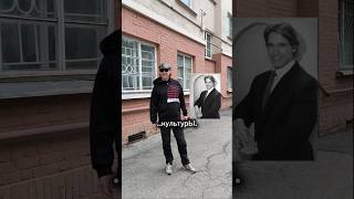 Дом-колбаса в Питере.