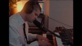 Quicche - Cyan II (from home) (R&S Records)