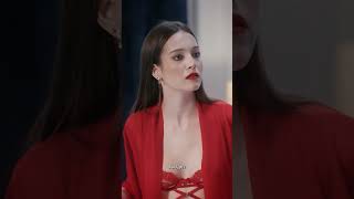 Ты самая сексуальная девушка | Близняшки. Борьба за Наследника