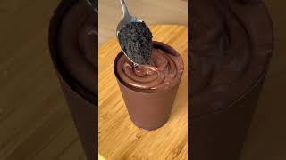 بين لذة الشوكولا وجمال التوليب يكمن سر الأم 🌹